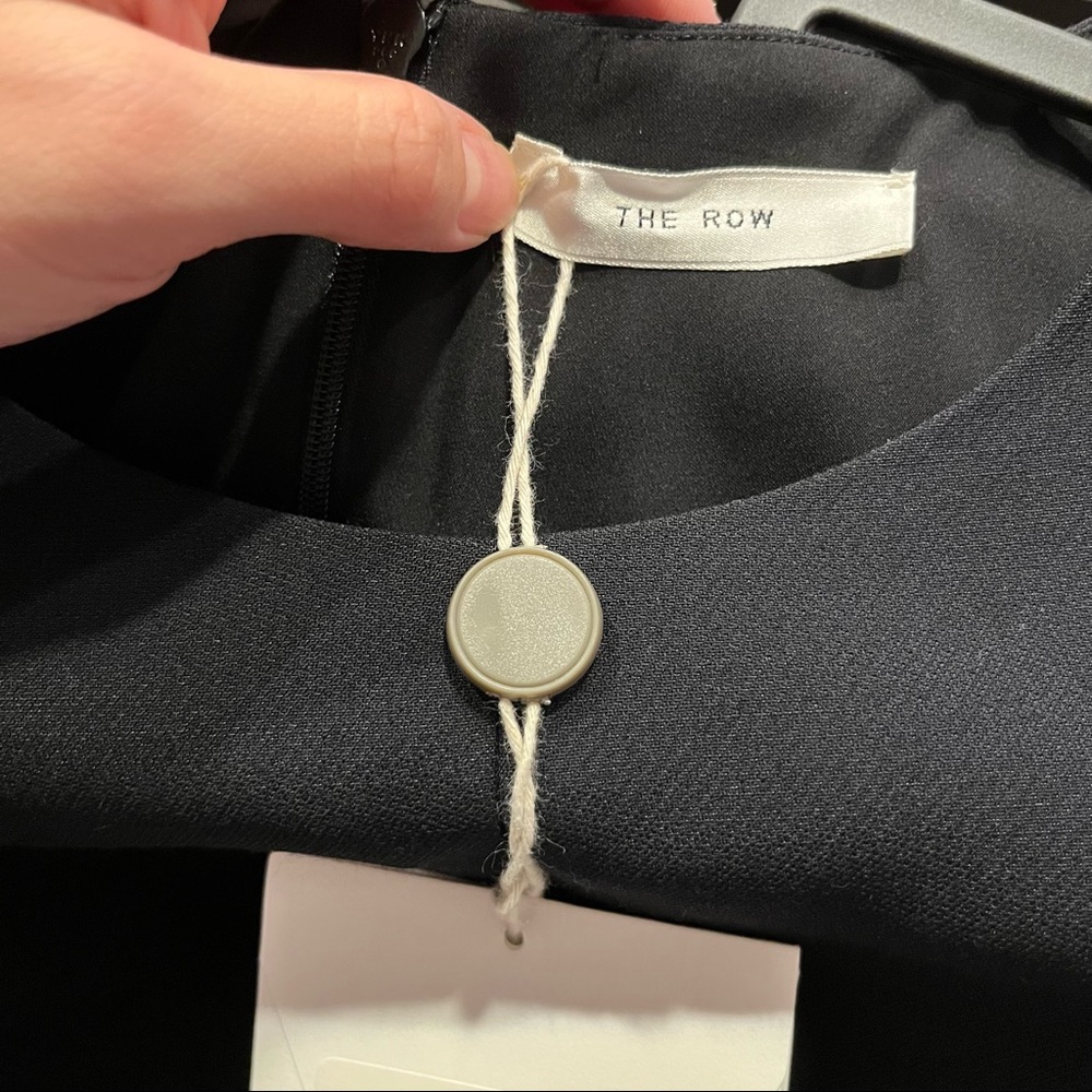 SOLD NWT The Row Leo Wool-Blend Top in dark black size 4 - Picture 6 of 7